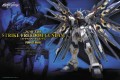 GUNDAM - Perfect Grade - Strike Freedom Gundam - 30 CM REPROD