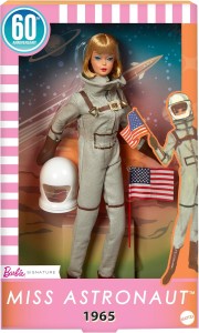 Barbie Miss Astronaut 60th Replika Lalka kolekcjonerska w srebrnym skafandrze, butach i kasku astronauty reprodukcja lalki z 1965