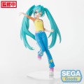 Figurka Hatsune Miku x Love and Berry Dress Up and Dance! Desktop x Decorate Collections PVC Statue Hatsune Miku Love Costume Ver. 17 cm