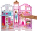 BARBIE DLY32 Piętrowy domek dla lalek z rozkładanym parasolem DLY32