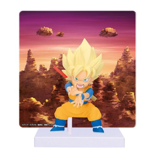 DRAGON BALL DAIMA - Goku - Figurka 7cm (With Panel 13cm)